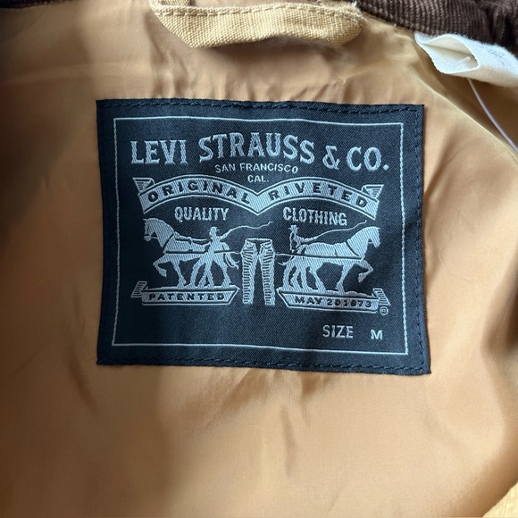 🆕 Levis Jacket Mens Beige Full Zip Bomber Depot Canvas Size M Corduroy
Collar - Picture 8 of 13